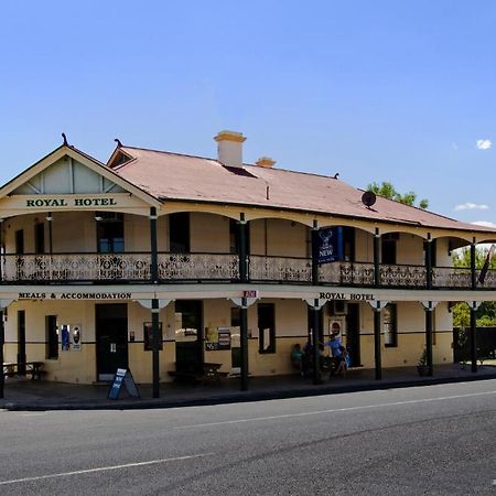 Royal Hotel Mandurama Exterior foto